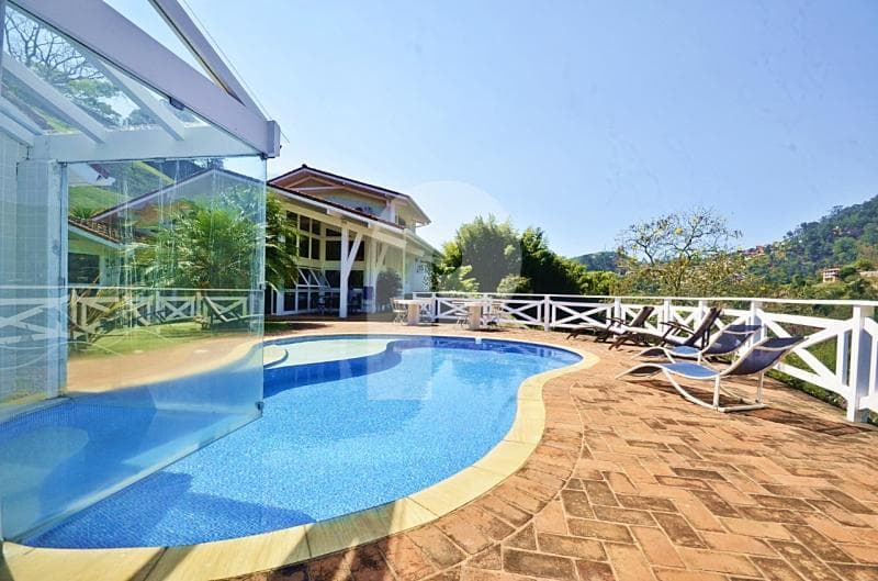 Casa à venda em Nogueira, Petrópolis - RJ