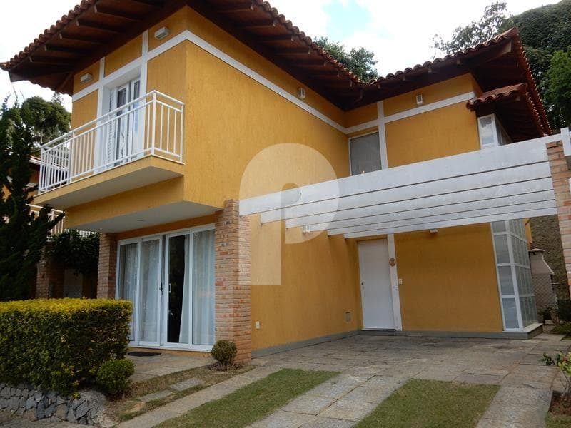 Casa à venda em Nogueira, Petrópolis - RJ