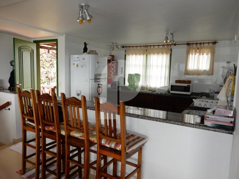 Casa à venda em Pedro do Rio, Petrópolis - RJ