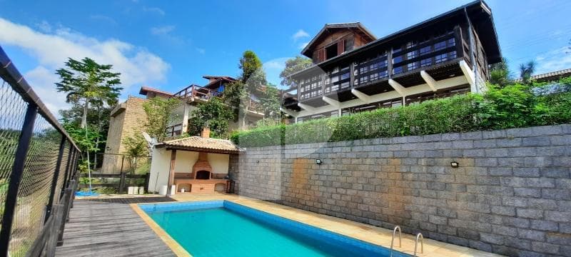 Casa à venda em Centro, Areal - RJ