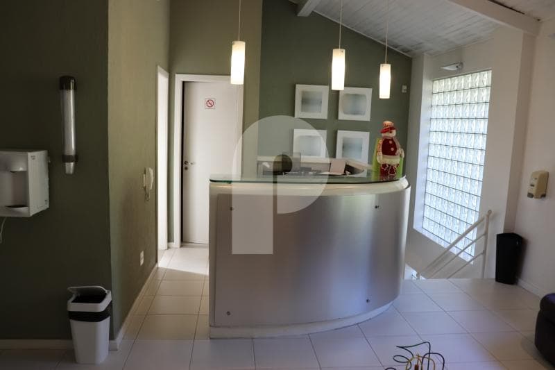 Imóvel Comercial à venda em Valparaíso, Petrópolis - RJ