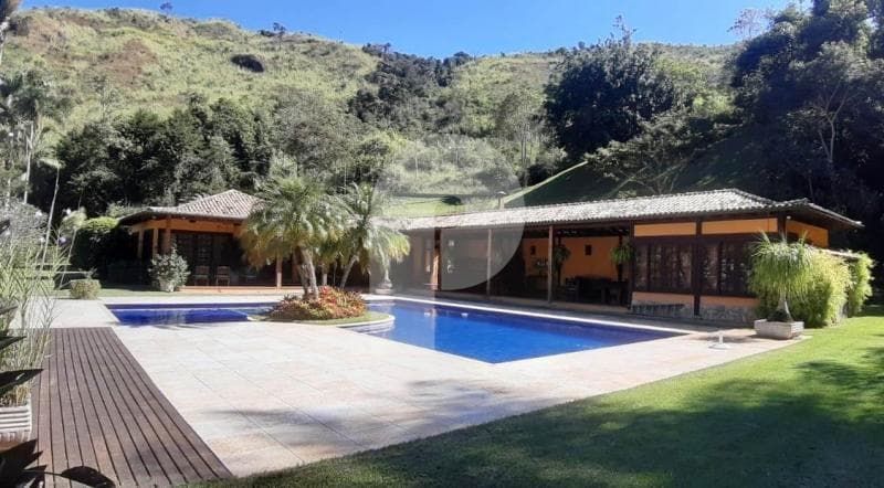 Fazenda / Sítio à venda em Centro, Areal - RJ