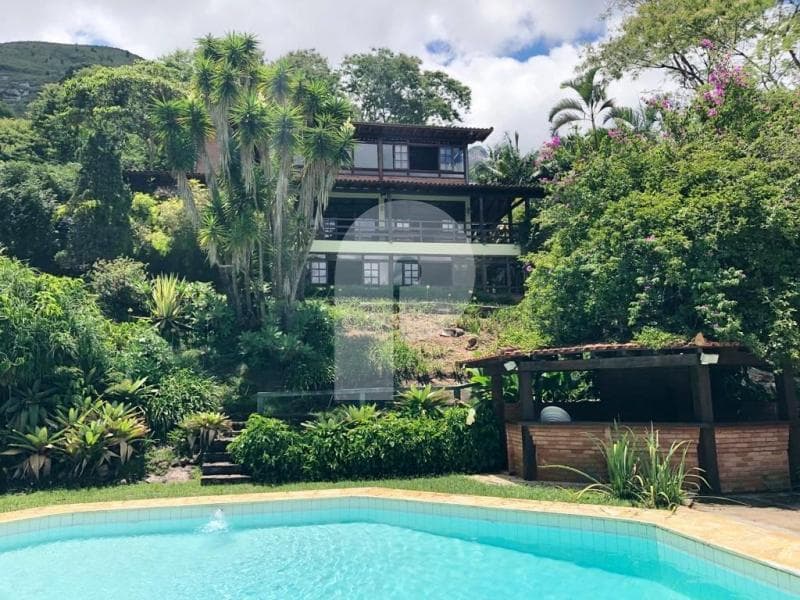 Fazenda / Sítio à venda em Itaipava, Petrópolis - RJ