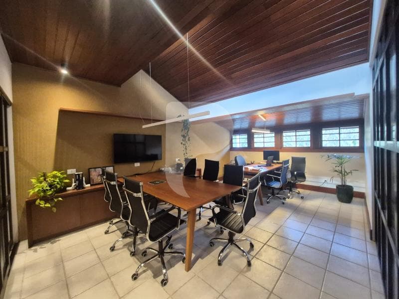 Sala à venda em Itaipava, Petrópolis - RJ