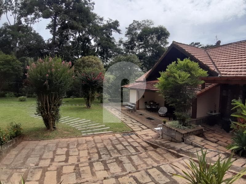 Casa à venda em Itaipava, Petrópolis - RJ