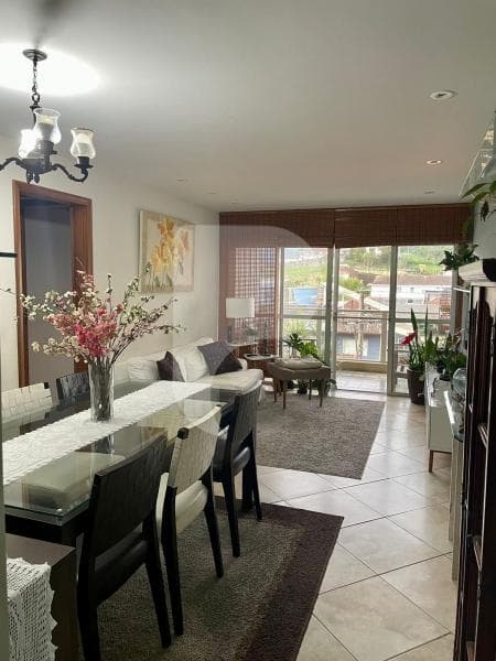 Apartamento à venda em Valparaíso, Petrópolis - RJ