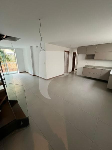 Cobertura à venda em Itaipava, Petrópolis - RJ
