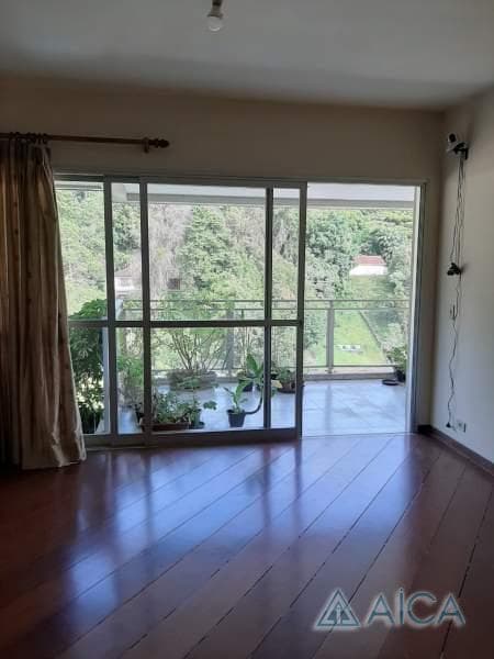 Cobertura à venda em Valparaíso, Petrópolis - RJ