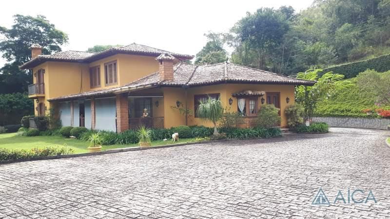 Casa à venda em Araras, Petrópolis - RJ