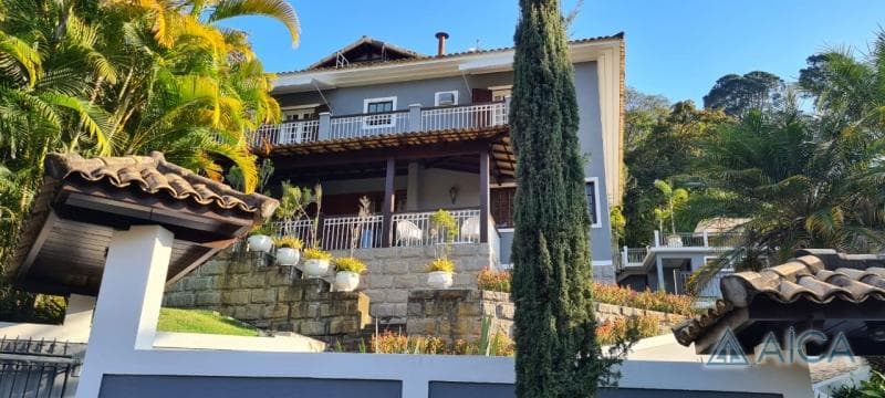 Casa à venda em Itaipava, Petrópolis - RJ