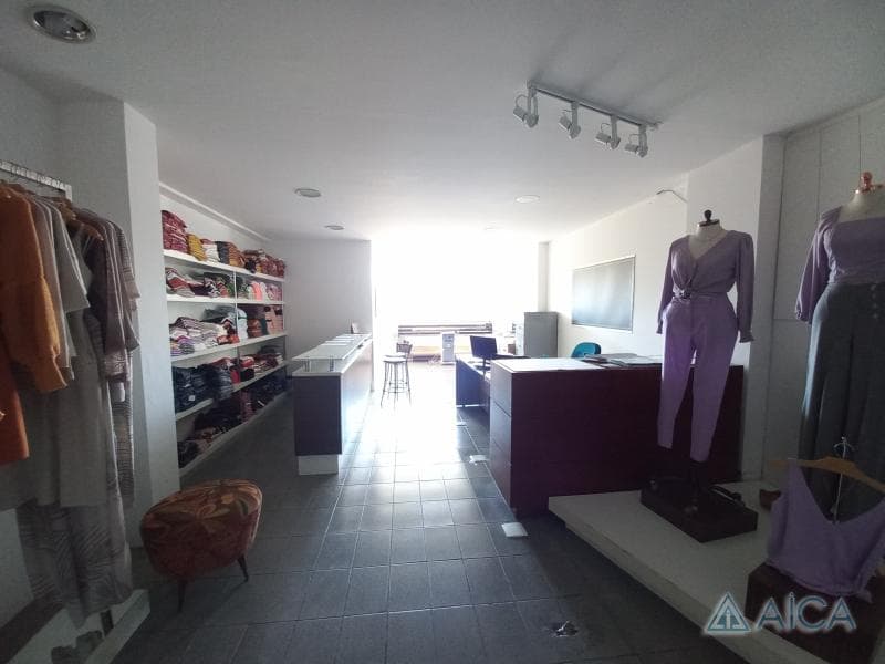 Sala à venda em Alto da Serra, Petrópolis - RJ