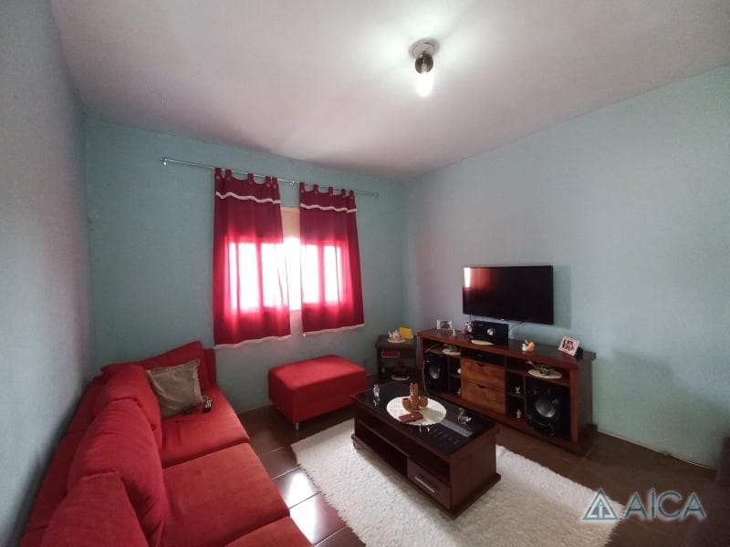 Casa à venda em Mosela, Petrópolis - RJ