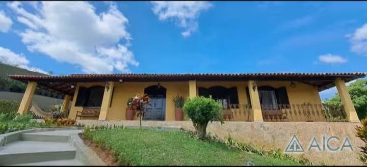 Casa à venda em Grama, Paraíba do Sul - RJ