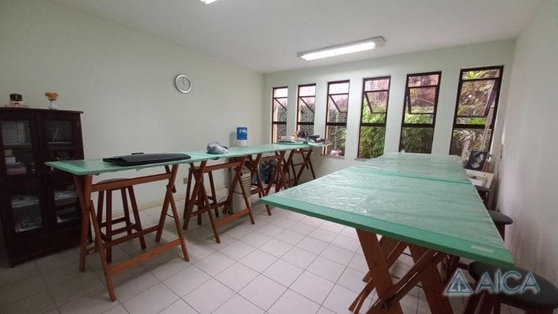 Sala à venda em Centro, Petrópolis - RJ