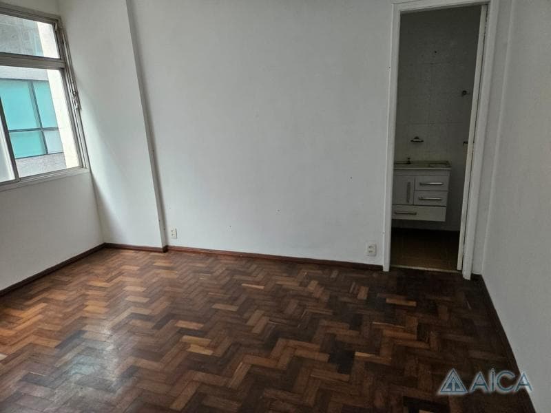 Apartamento à venda em Centro, Petrópolis - RJ