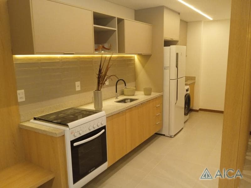 Apartamento à venda em Itaipava, Petrópolis - RJ