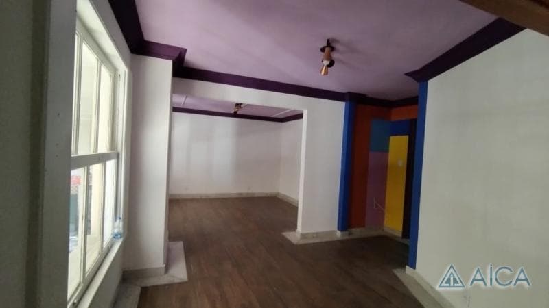 Sala à venda em Centro, Petrópolis - RJ