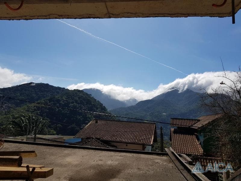 Terreno Residencial à venda em Mosela, Petrópolis - RJ