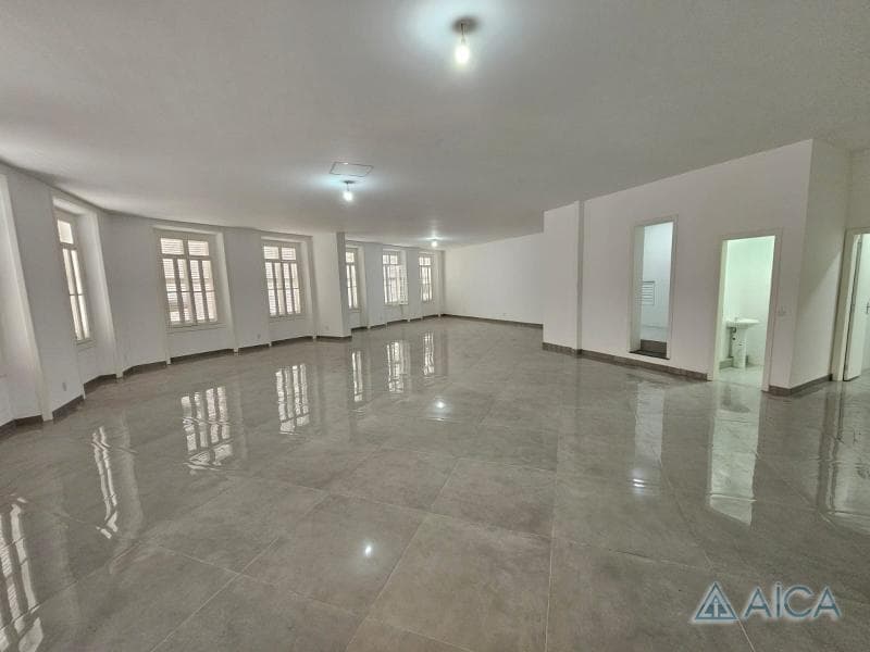 Imóvel Comercial para alugar em Centro, Petrópolis - RJ