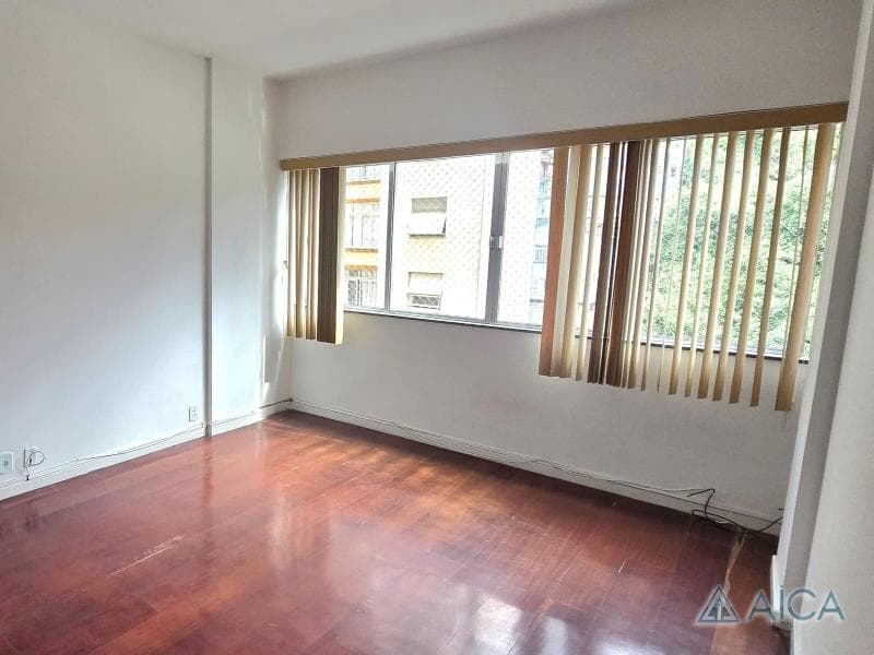 Apartamento à venda em Centro, Petrópolis - RJ