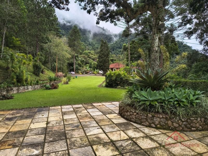 Casa à venda em Fazenda Inglesa, Petrópolis - RJ