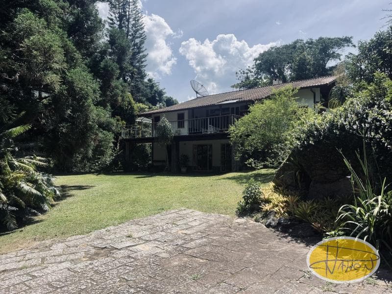 Casa à venda em Araras, Petrópolis - RJ