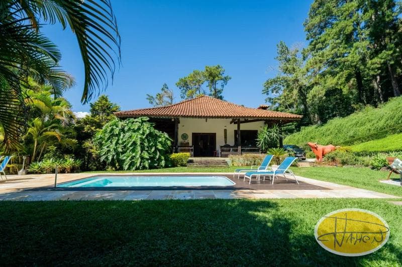 Casa à venda em Itaipava, Petrópolis - RJ