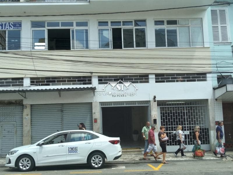 Sala para alugar em Centro, Petrópolis - RJ