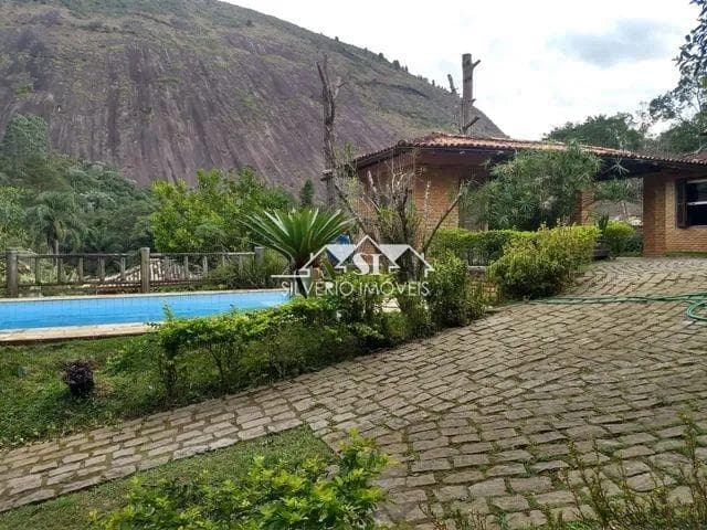 Fazenda / Sítio à venda em Araras, Petrópolis - RJ