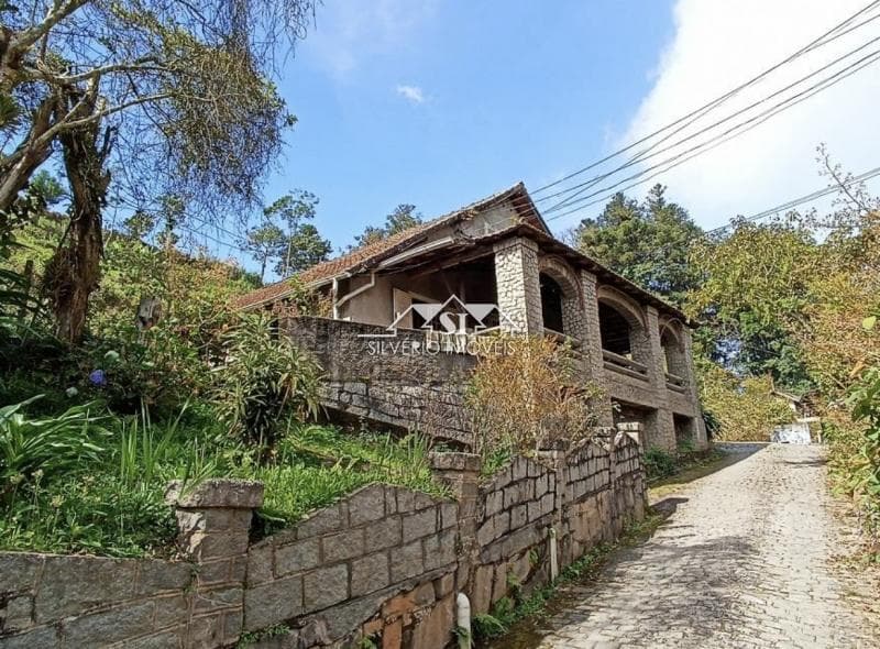 Fazenda / Sítio à venda em Valparaíso, Petrópolis - RJ