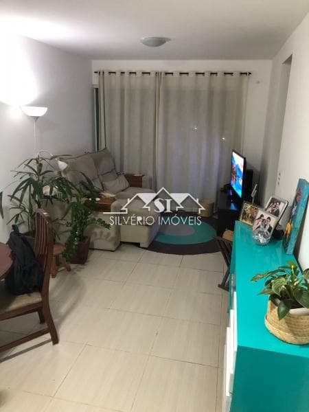 Apartamento à venda em Samambaia, Petrópolis - RJ