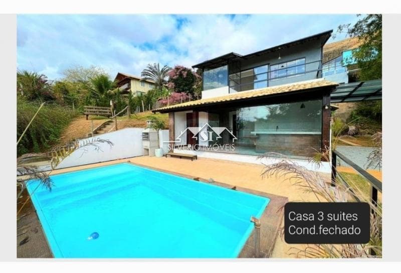 Casa à venda em Moura Brasil, Três Rios - RJ