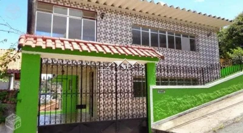 Casa à venda em Itamarati, Petrópolis - RJ