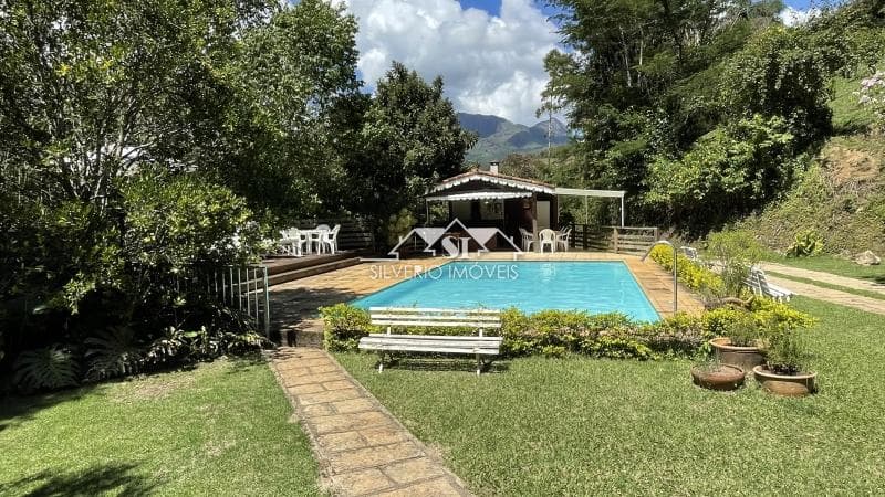 Casa à venda em Vale do Cuiaba, Petrópolis - RJ