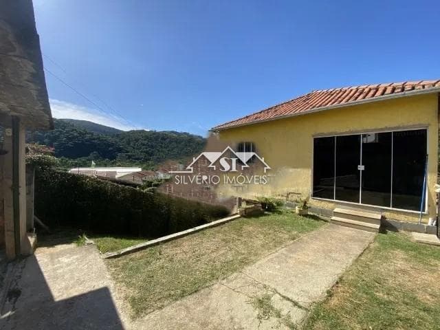 Casa à venda em Corrêas, Petrópolis - RJ