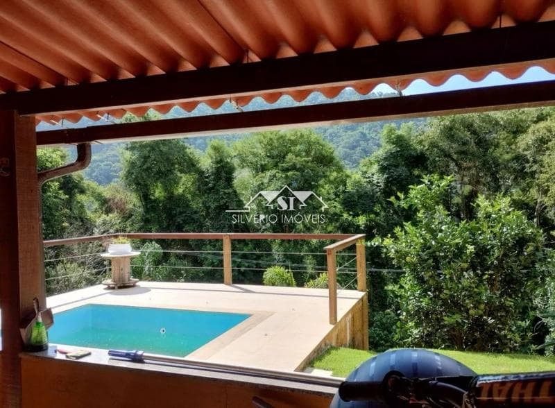 Fazenda / Sítio à venda em Araras, Petrópolis - RJ