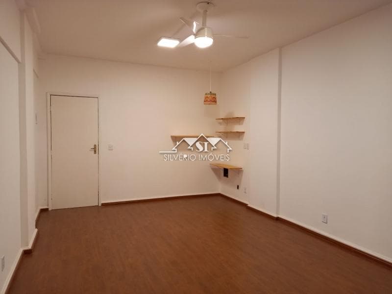 Sala para alugar em Centro, Petrópolis - RJ