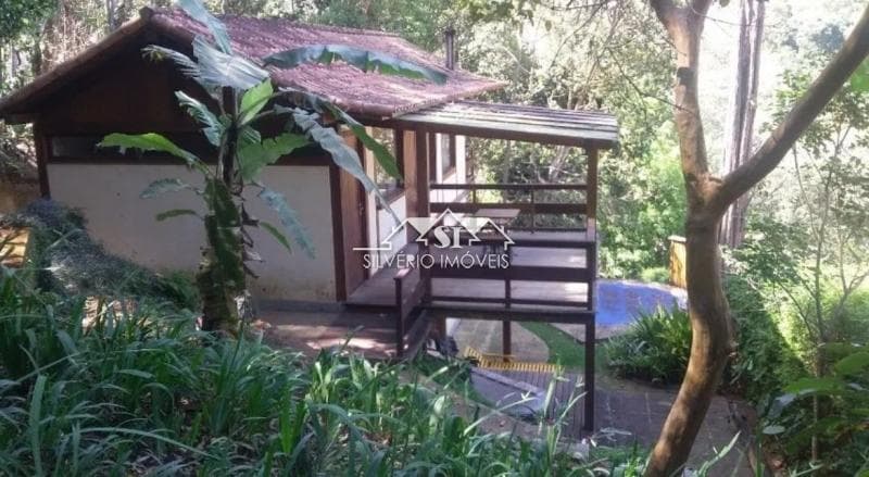 Casa à venda em Araras, Petrópolis - RJ