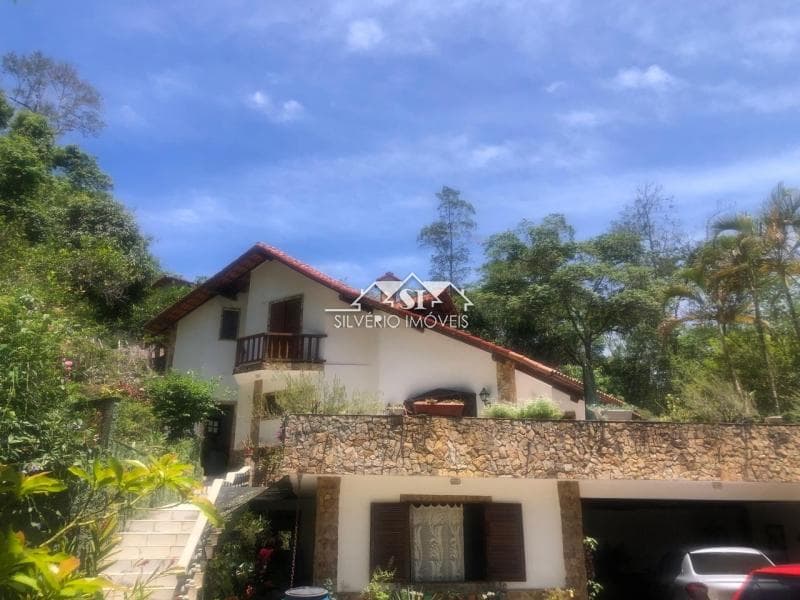 Casa à venda em Nogueira, Petrópolis - RJ