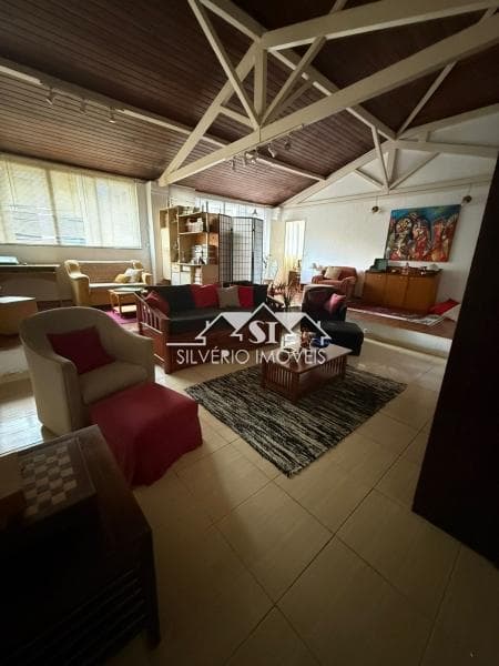 Apartamento à venda em Centro, Petrópolis - RJ