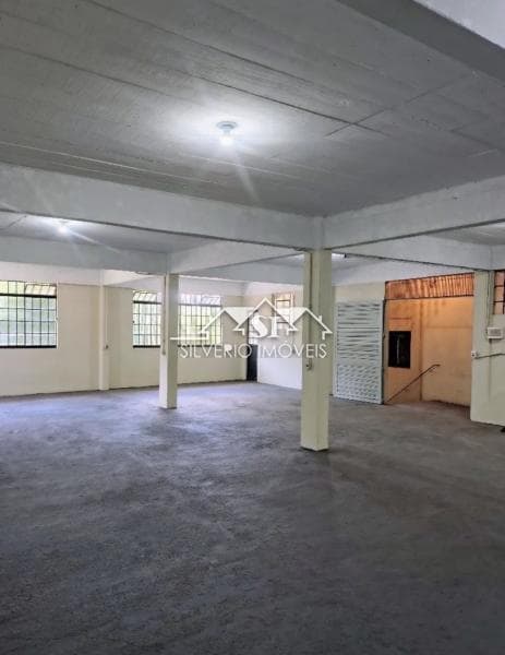 Imóvel Comercial para alugar em Esperança, Petrópolis - RJ