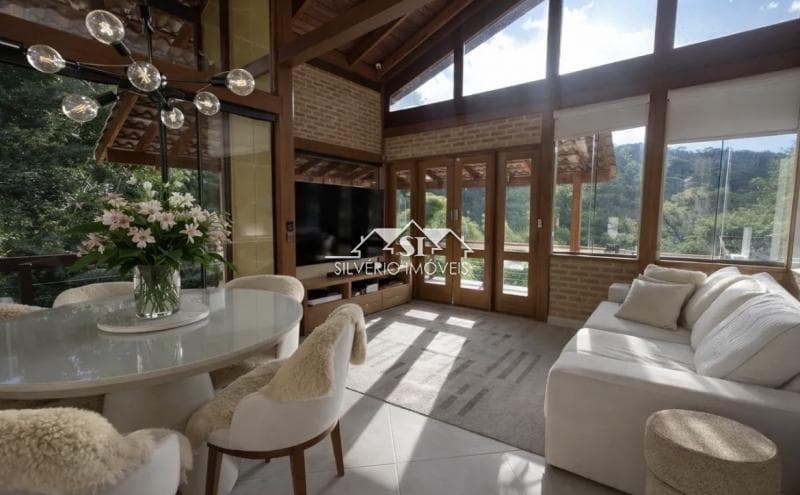 Casa à venda em Posse, Petrópolis - RJ