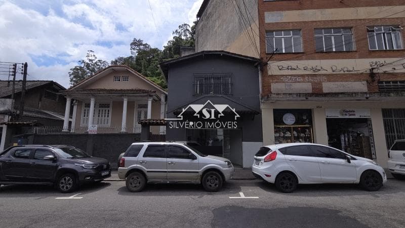 Loja para alugar em Centro, Petrópolis - RJ