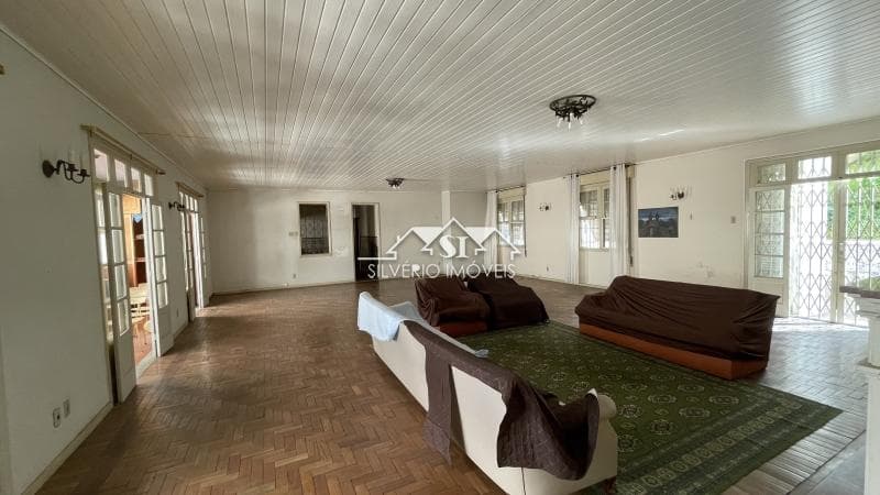 Apartamento à venda em Centro, Petrópolis - RJ