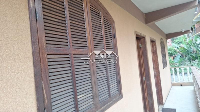 Apartamento à venda em Mosela, Petrópolis - RJ