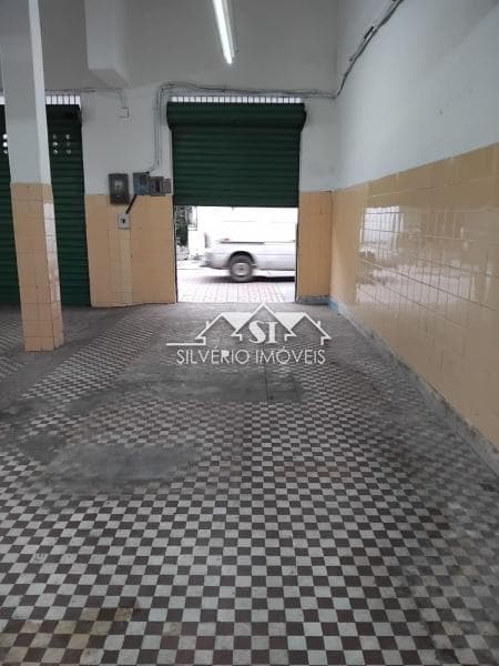 Loja à venda em Valparaíso, Petrópolis - RJ