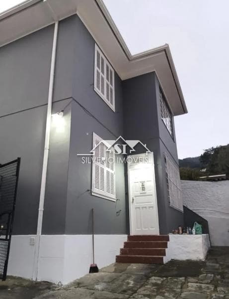 Casa para alugar em Mosela, Petrópolis - RJ