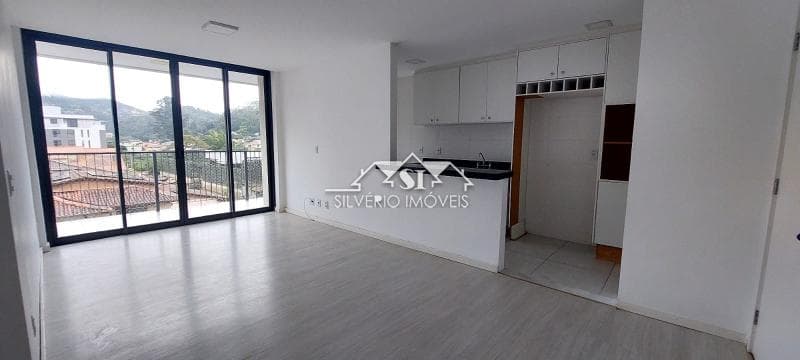 Apartamento para alugar em Corrêas, Petrópolis - RJ